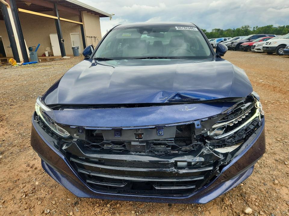 60782346 :رقم المزاد ، 1HGCV1F19LA052702 vin ، 2020 Honda Accord مزاد بيع