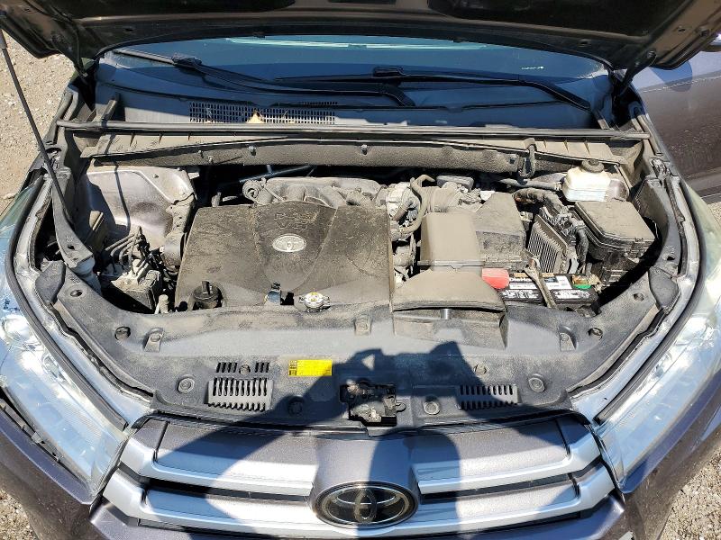 Продаж на аукціоні авто 2019 Toyota Highlander, vin: 5TDBZRFH3KS962468, номер лоту: 62429846