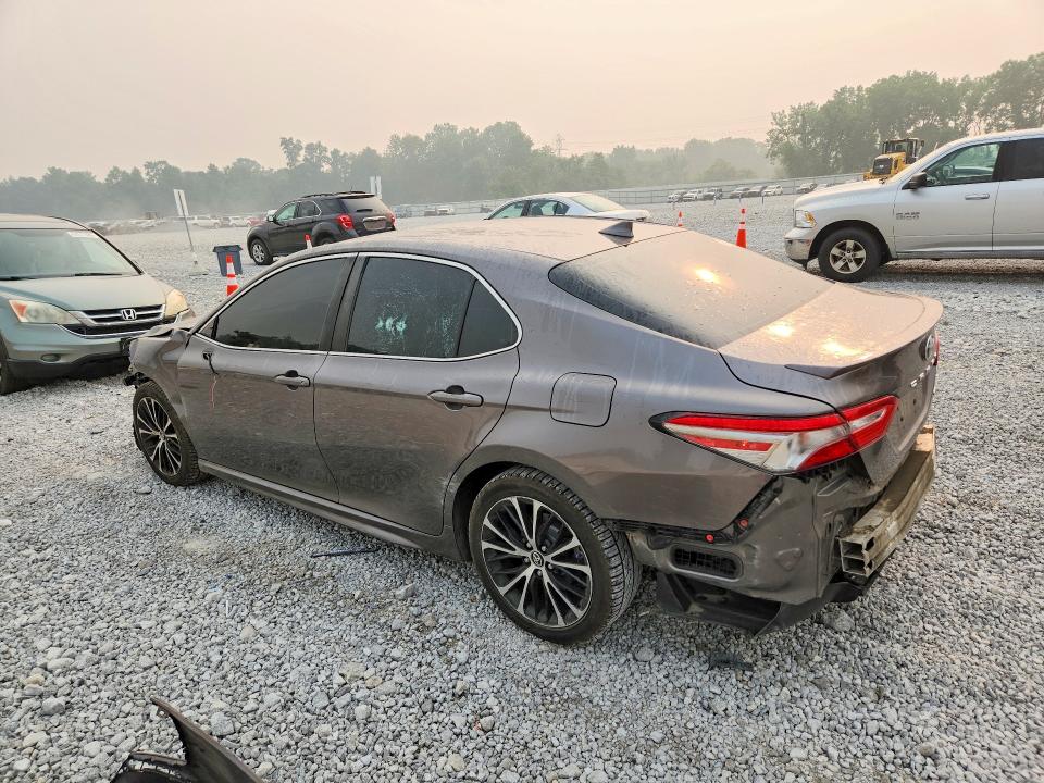 2019 Toyota Camry მანქანა იყიდება აუქციონზე, vin: 4T1B11HK2KU273627, აუქციონის ნომერი: 61334336