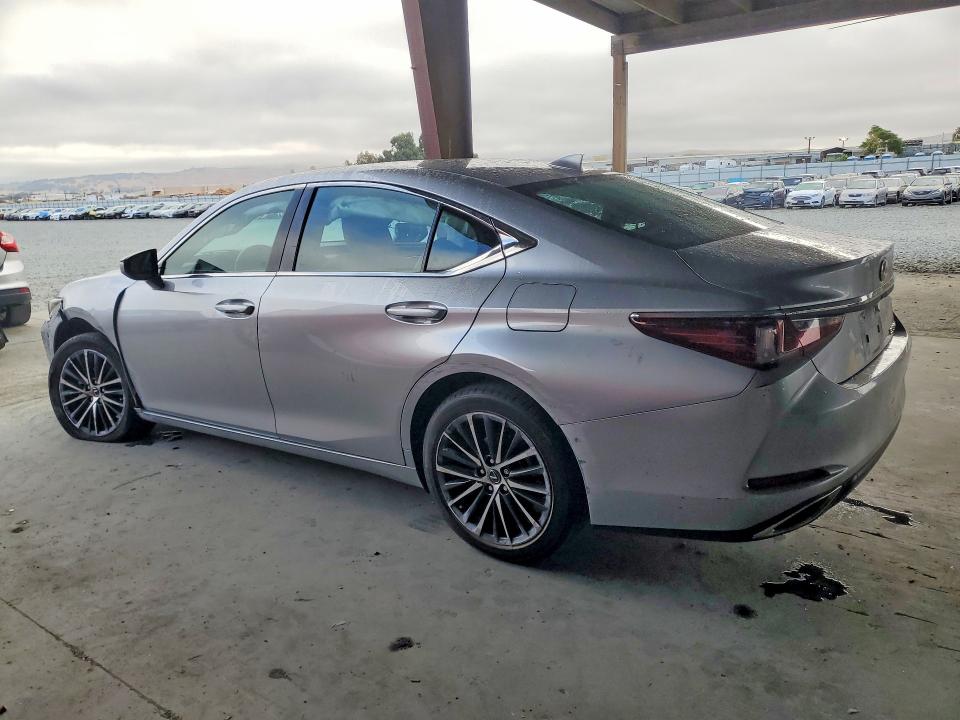2024 Lexus Es 350 მანქანა იყიდება აუქციონზე, vin: 58ADZ1B10RU165544, აუქციონის ნომერი: 62099666