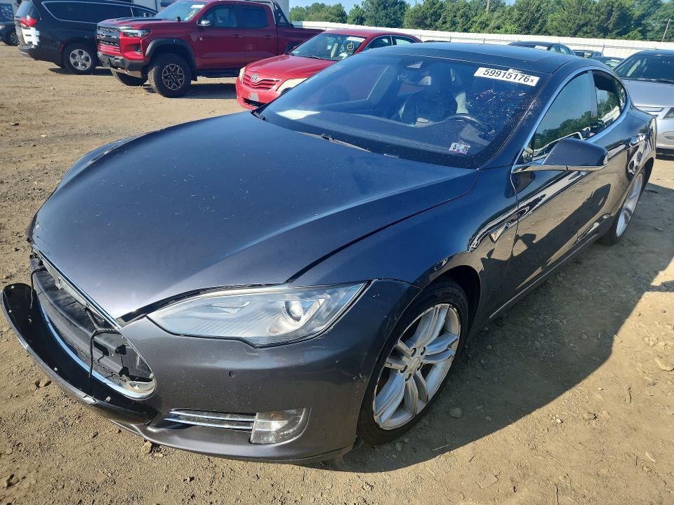 Продажа на аукционе авто 2016 Tesla Model S, vin: 5YJSA1E13GF131125, номер лота: 59915176