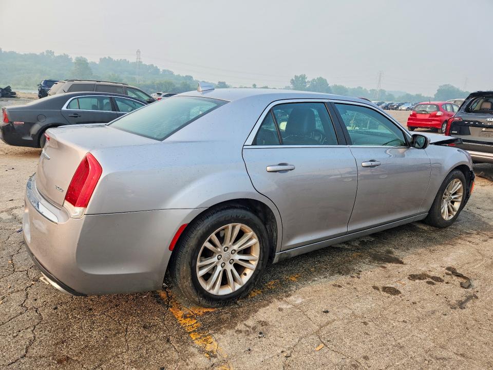 Продажа на аукционе авто 2017 Chrysler 300, vin: 2C3CCAAG8HH662300, номер лота: 60528876