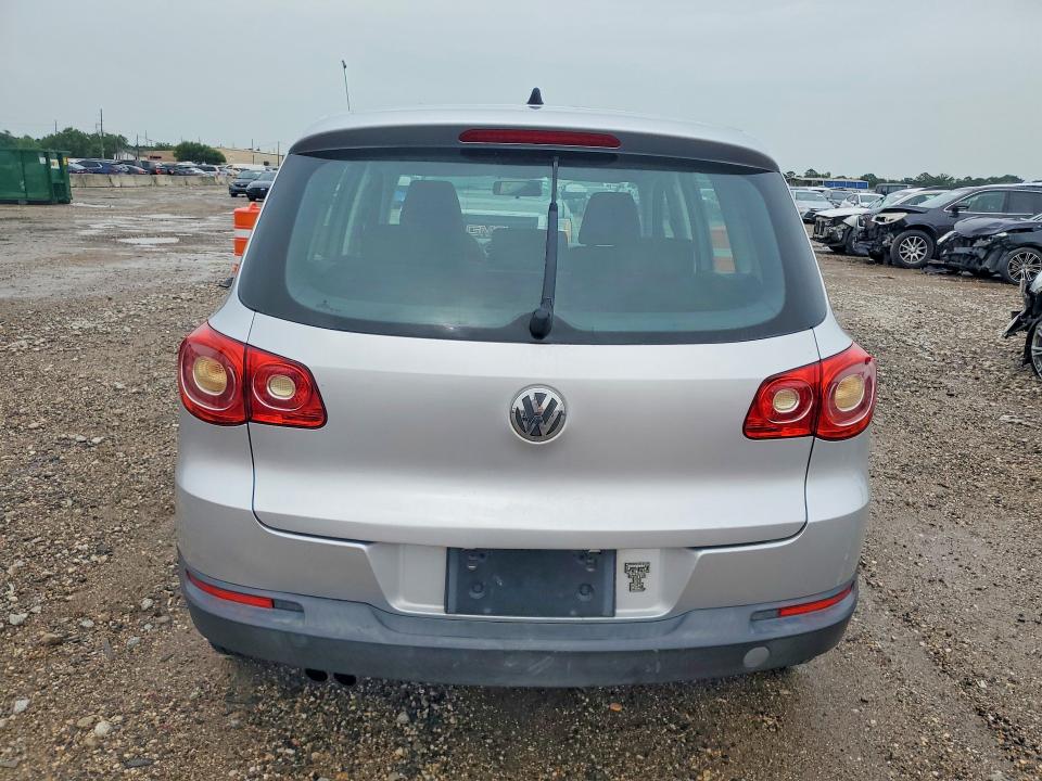 2009 Volkswagen Tiguan მანქანა იყიდება აუქციონზე, vin: WVGAV75N99W512817, აუქციონის ნომერი: 59638336