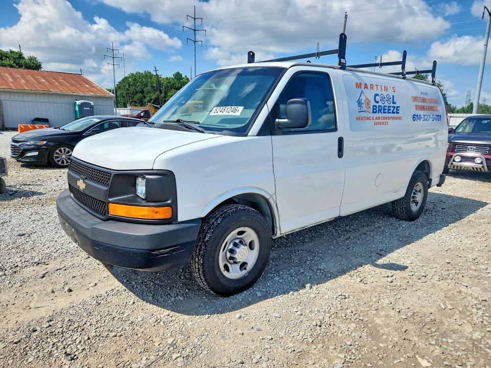 62481246 :رقم المزاد ، 1GCWGAFF3G1157145 vin ، 2016 Chevrolet Express G2500 مزاد بيع