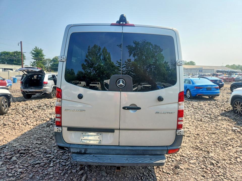 62641406 :رقم المزاد ، WDZPE7CC1F5945078 vin ، 2015 Mercedes-benz Sprinter مزاد بيع