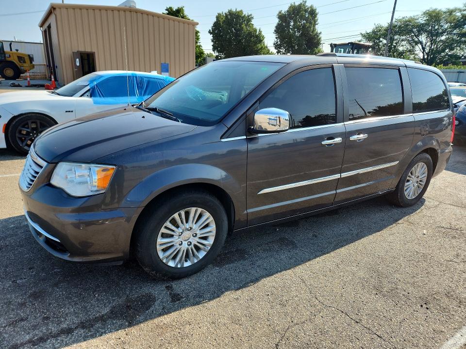 2016 Chrysler Town & Country მანქანა იყიდება აუქციონზე, vin: 2C4RC1JG7GR270178, აუქციონის ნომერი: 62604526
