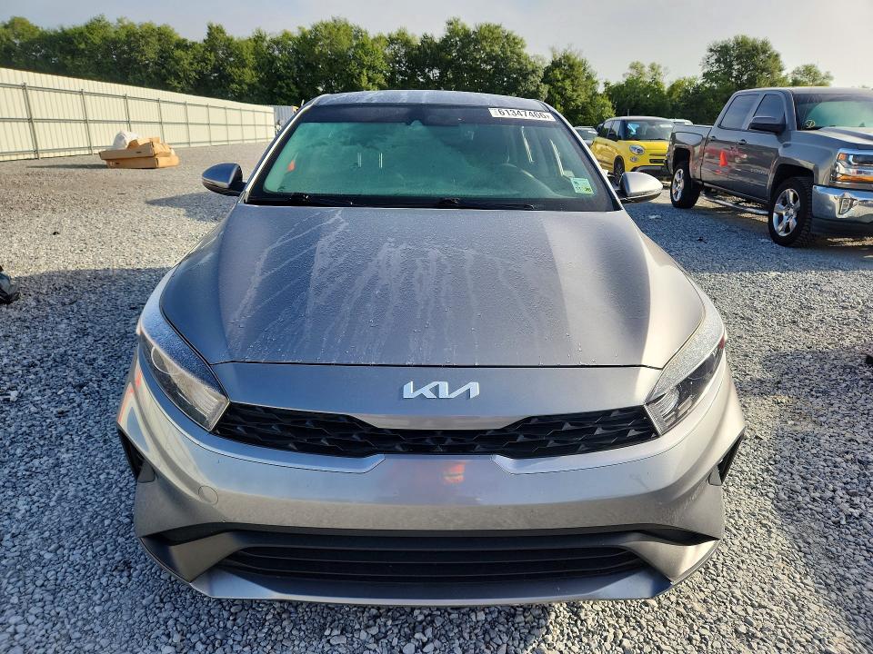 2023 Kia Forte მანქანა იყიდება აუქციონზე, vin: 3KPF24AD4PE587978, აუქციონის ნომერი: 61347466