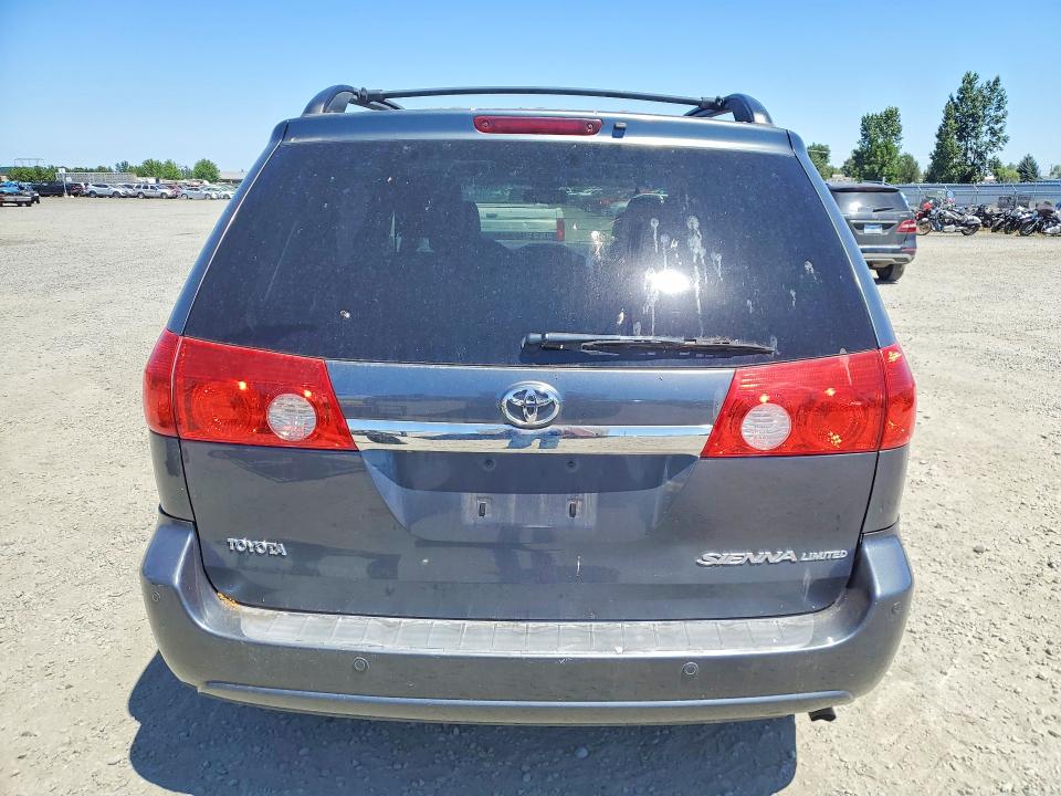 60064246 :رقم المزاد ، 5TDYK4CC0AS298039 vin ، 2010 Toyota Sienna مزاد بيع