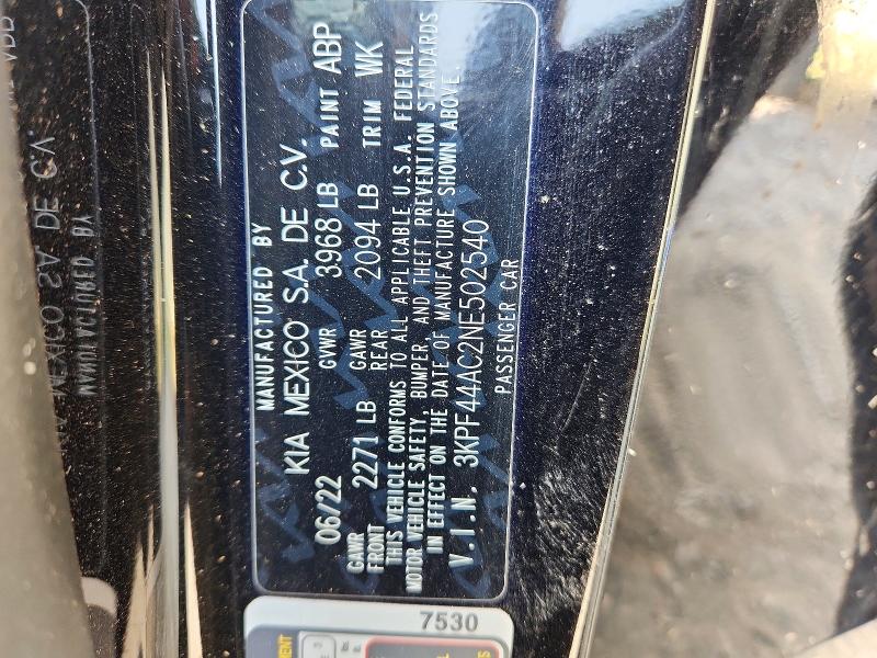 2022 Kia Forte მანქანა იყიდება აუქციონზე, vin: 3KPF44AC2NE502540, აუქციონის ნომერი: 63476216