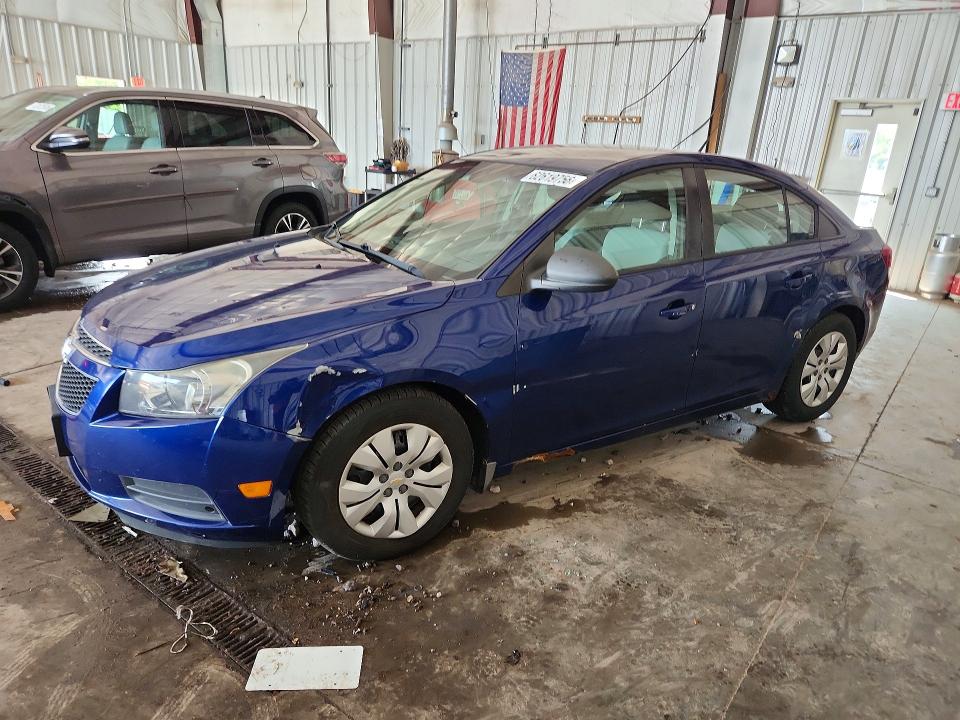 62619756 :رقم المزاد ، 1G1PA5SH8D7288982 vin ، 2013 Chevrolet Cruze مزاد بيع