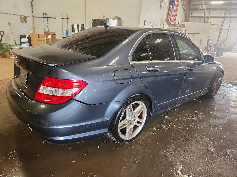 Продаж на аукціоні авто 2011 Mercedes-benz C, vin: WDDGF5EB3BR168675, номер лоту: 61558036