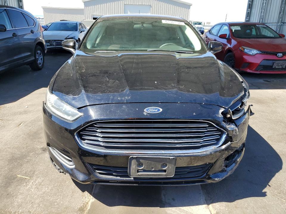 61381126 :رقم المزاد ، 3FA6P0G7XGR216382 vin ، 2016 Ford Fusion مزاد بيع