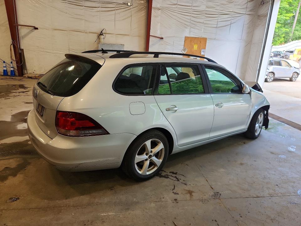 59366796 :رقم المزاد ، 3VWPP7AJ3DM666537 vin ، 2013 Volkswagen Jetta مزاد بيع