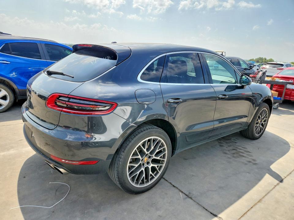 63219586 :رقم المزاد ، WP1AB2A51HLB17132 vin ، 2017 Porsche Macan مزاد بيع
