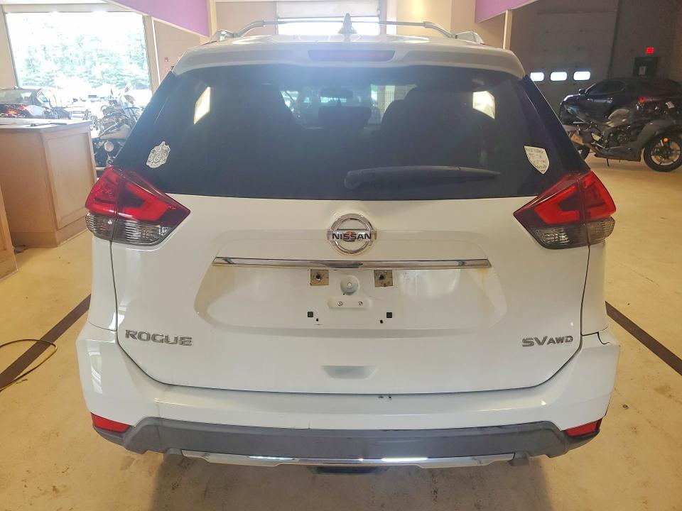 Продажа на аукционе авто 2017 Nissan Rogue, vin: KNMAT2MV9HP553469, номер лота: 61681946