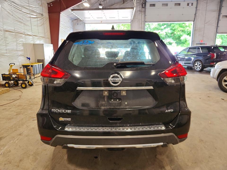 Продажа на аукционе авто 2018 Nissan Rogue, vin: KNMAT2MVXJP512919, номер лота: 61660126