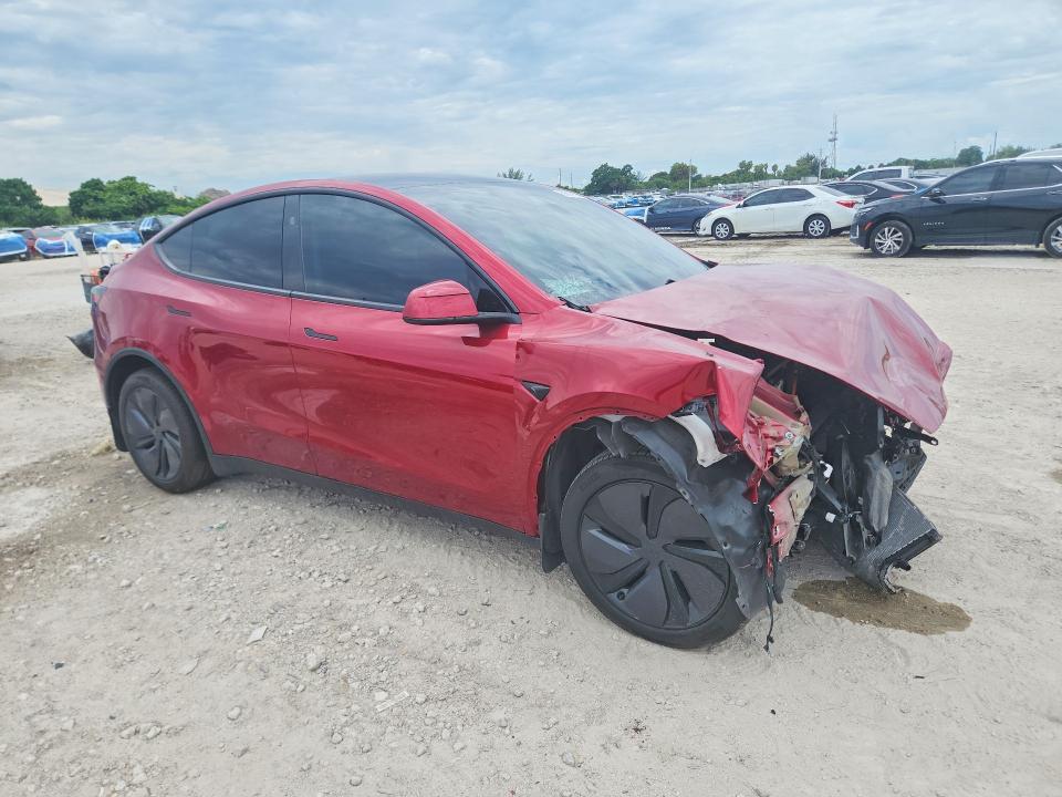 63647076 :رقم المزاد ، 7SAYGDEE3TA470717 vin ، 2026 Tesla Model Y مزاد بيع