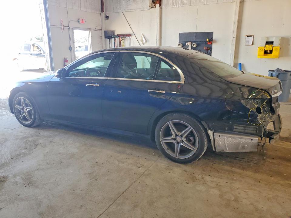 59606106 :رقم المزاد ، WDDZF4KB5HA023295 vin ، 2017 Mercedes-benz E مزاد بيع