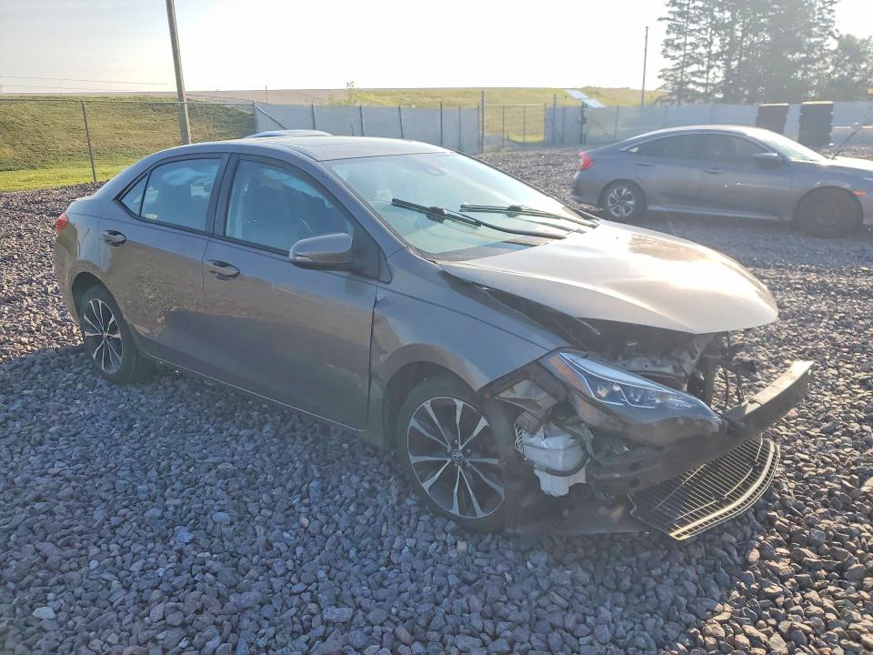 63004156 :رقم المزاد ، 2T1BURHE0HC773294 vin ، 2017 Toyota Corolla مزاد بيع