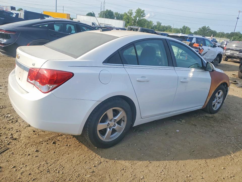 62637466 :رقم المزاد ، 1G1PE5SB2G7174626 vin ، 2016 Chevrolet Cruze Limited مزاد بيع