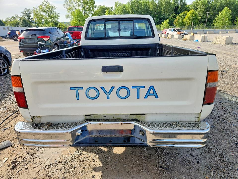 62290666 :رقم المزاد ، 4TARN81P6NZ001607 vin ، 1992 Toyota Pickup مزاد بيع