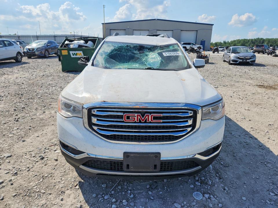 61063226 :رقم المزاد ، 1GKKNLLA7HZ245129 vin ، 2017 Gmc Acadia مزاد بيع