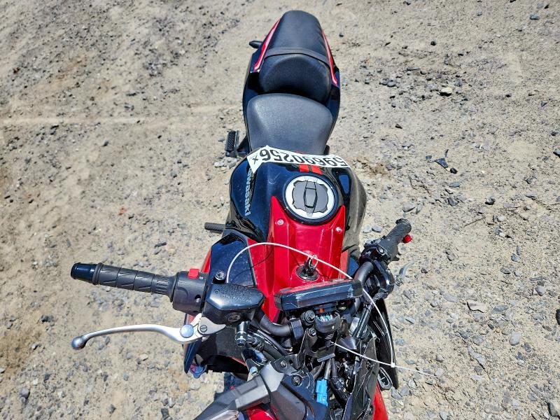 59690256 :رقم المزاد ، ML5EREN15RDAD2564 vin ، 2024 Kawasaki Er650 مزاد بيع