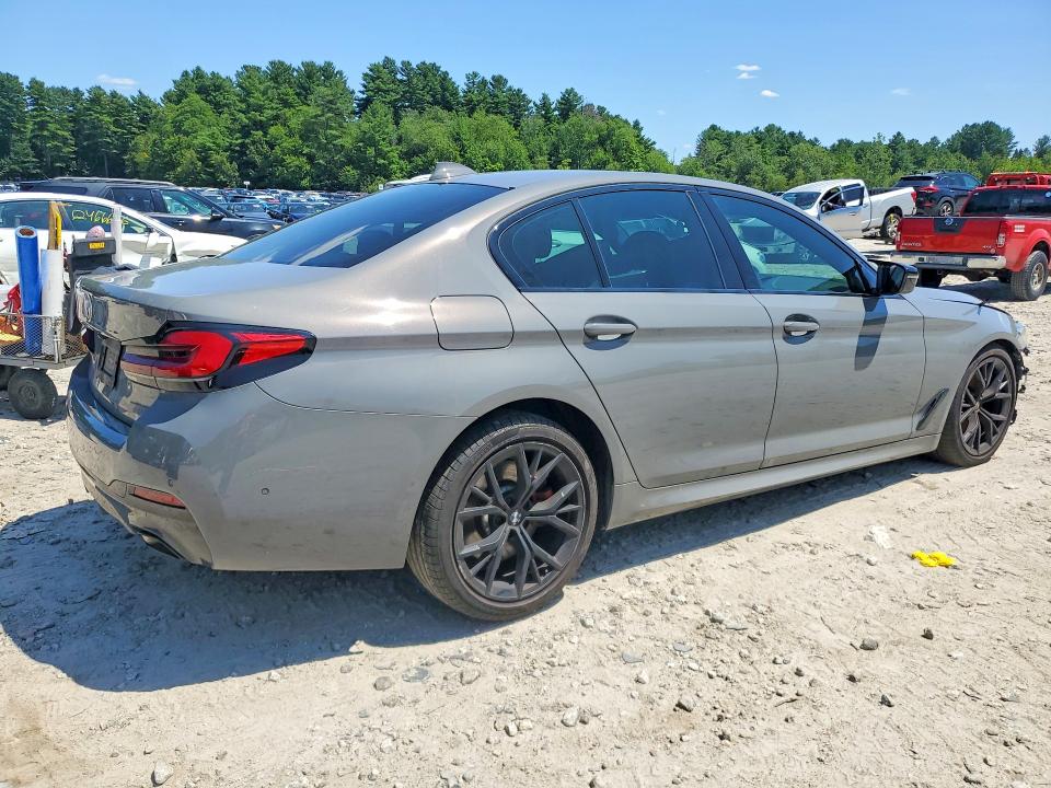 61993616 :رقم المزاد ، WBA13BJ09NCJ42744 vin ، 2022 Bmw 530 مزاد بيع