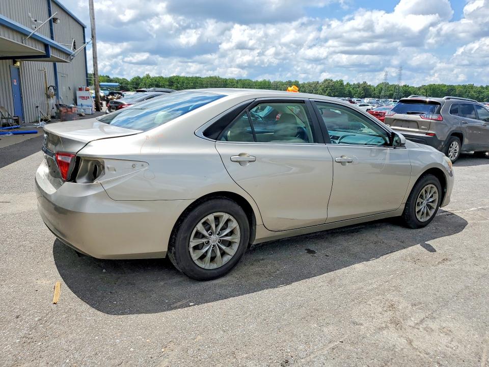 2016 Toyota Camry მანქანა იყიდება აუქციონზე, vin: 4T1BF1FK2GU136361, აუქციონის ნომერი: 60773486
