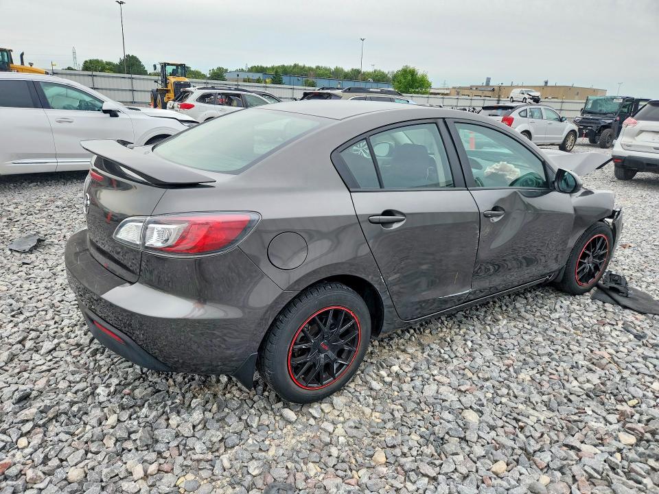 63403266 :رقم المزاد ، JM1BL1VF2B1375680 vin ، 2011 Mazda 3 مزاد بيع