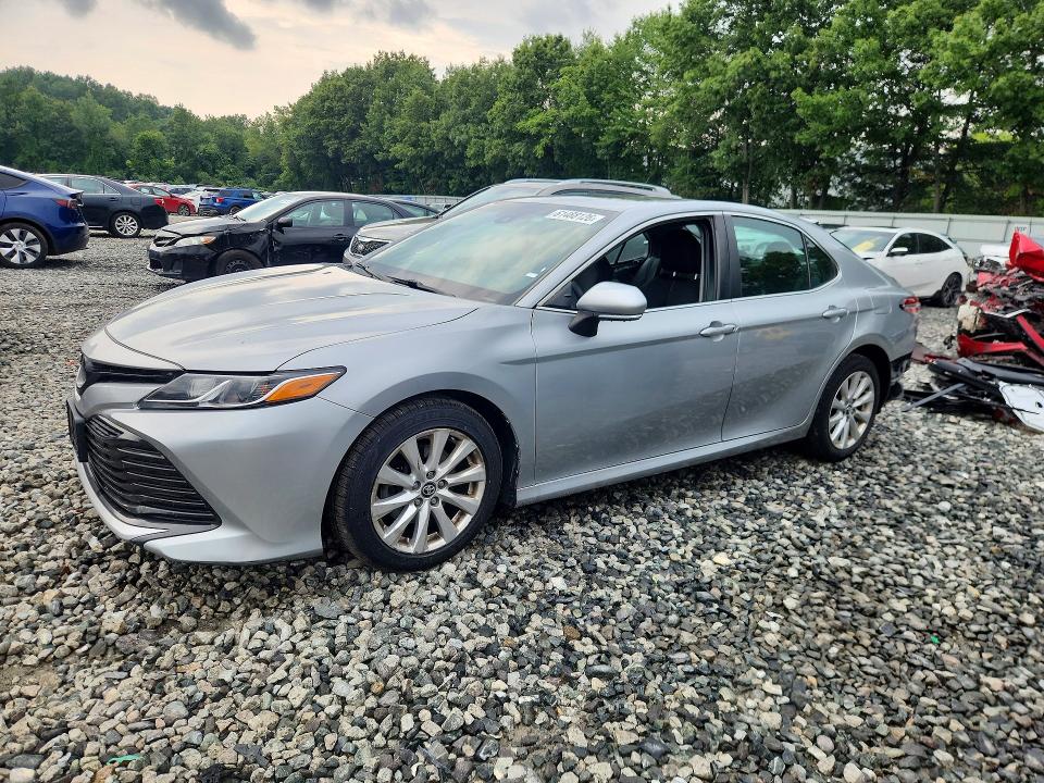 2018 Toyota Camry მანქანა იყიდება აუქციონზე, vin: 4T1B11HK0JU108187, აუქციონის ნომერი: 61488126