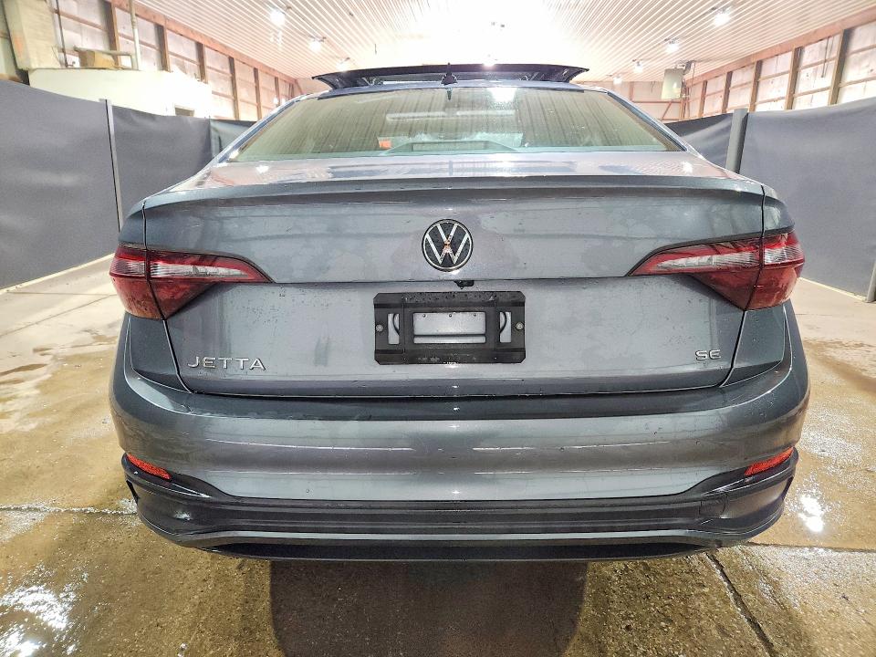 Aukcja sprzedaży 2024 Volkswagen Jetta, vin: 3VW7M7BU9RM072589, numer aukcji: 61580036