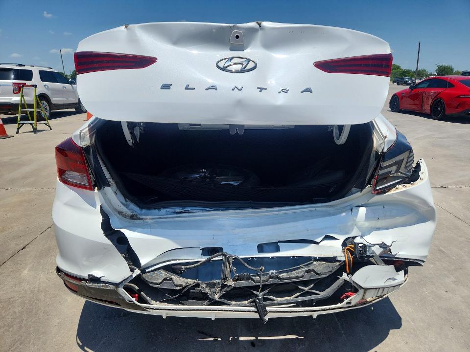 60064296 :رقم المزاد ، 5NPD84LF5LH584095 vin ، 2020 Hyundai Elantra مزاد بيع