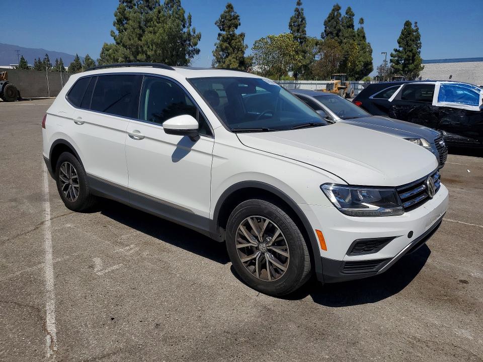 62859916 :رقم المزاد ، 3VV3B7AX5LM133562 vin ، 2020 Volkswagen Tiguan مزاد بيع