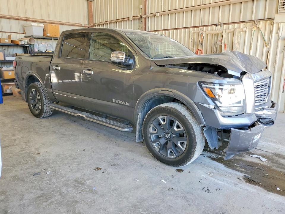 61970536 :رقم المزاد ، 1N6AA1ED0MN511104 vin ، 2021 Nissan Titan مزاد بيع