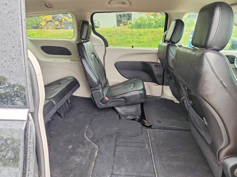 62301676 :رقم المزاد ، 2C4RC1BG5PR615819 vin ، 2023 Chrysler Pacifica مزاد بيع