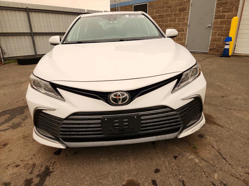 Продажа на аукционе авто 2021 Toyota Camry, vin: 4T1C11AK4MU592562, номер лота: 61327156