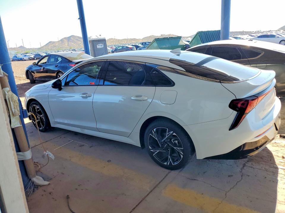 62087666 :رقم المزاد ، KNAG64J74S5337239 vin ، 2025 Kia K5 مزاد بيع