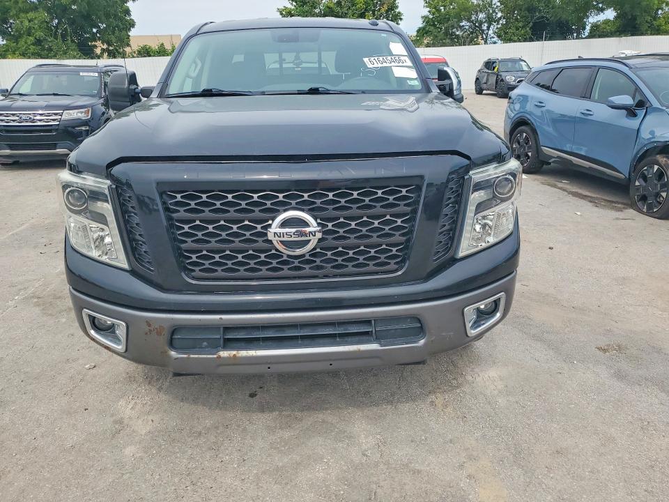 Продажа на аукционе авто 2016 Nissan Titan Xd, vin: 1N6BA1F45GN506732, номер лота: 61645466