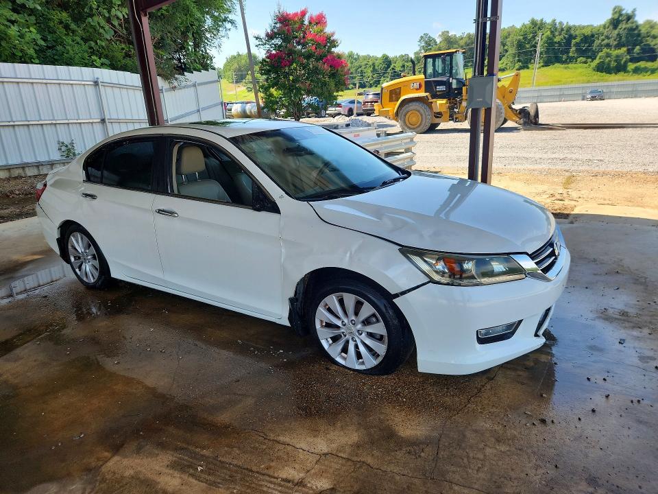 Продажа на аукционе авто 2013 Honda Accord, vin: 1HGCR2F87DA213914, номер лота: 58088836