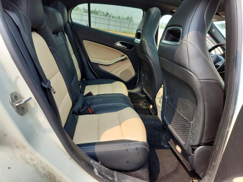 61802006 :رقم المزاد ، WDCTG4GB2HJ296937 vin ، 2017 Mercedes-benz Gla مزاد بيع