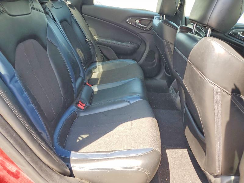 59670386 :رقم المزاد ، 1C3CCCBG9FN518155 vin ، 2015 Chrysler 200 مزاد بيع