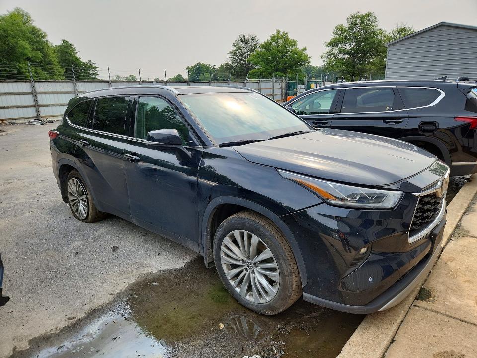Aukcja sprzedaży 2023 Toyota Highlander, vin: 5TDKDRBH8PS518515, numer aukcji: 61013296