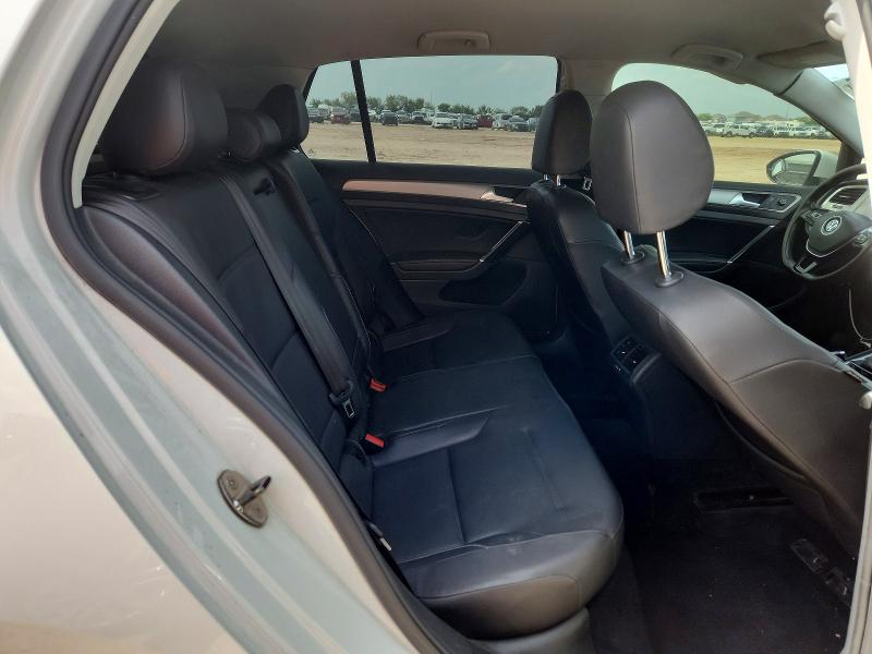 Продажа на аукционе авто 2015 Volkswagen Golf, vin: 3VW2A7AU3FM062334, номер лота: 61866056