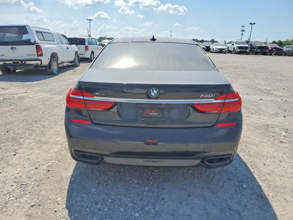 2018 Bmw 750 მანქანა იყიდება აუქციონზე, vin: WBA7F2C50JG424686, აუქციონის ნომერი: 60599146