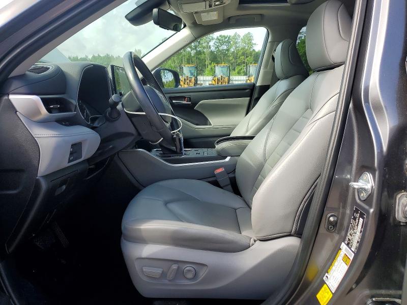 61565446 :رقم المزاد ، 5TDHZRBH3NS594426 vin ، 2022 Toyota Highlander مزاد بيع
