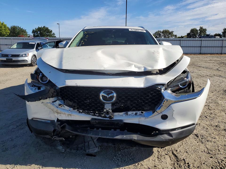 61880126 :رقم المزاد ، 3MVDMBCL4NM435887 vin ، 2022 Mazda Cx-30 مزاد بيع