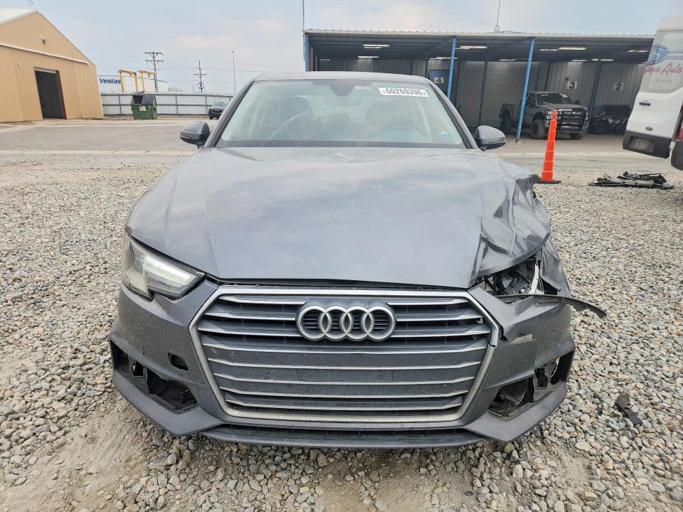 60269396 :رقم المزاد ، WAUKMAF45JN009436 vin ، 2018 Audi A4 مزاد بيع