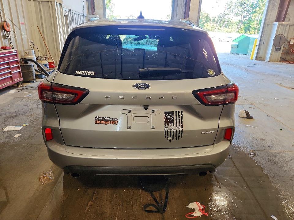 60838336 :رقم المزاد ، 1FMCU9MN1PUA09610 vin ، 2023 Ford Escape مزاد بيع