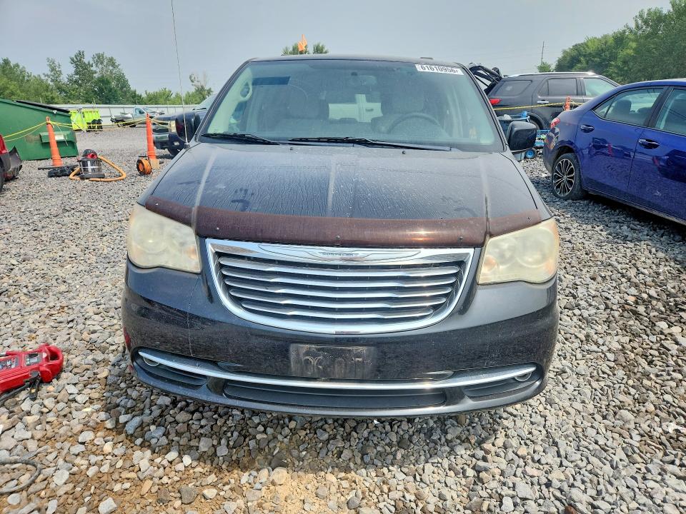 61610956 :رقم المزاد ، 2C4RC1BG4ER300572 vin ، 2014 Chrysler Town & Country مزاد بيع